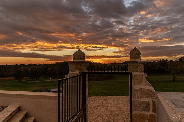 Coucher de soleil sur le domaine 