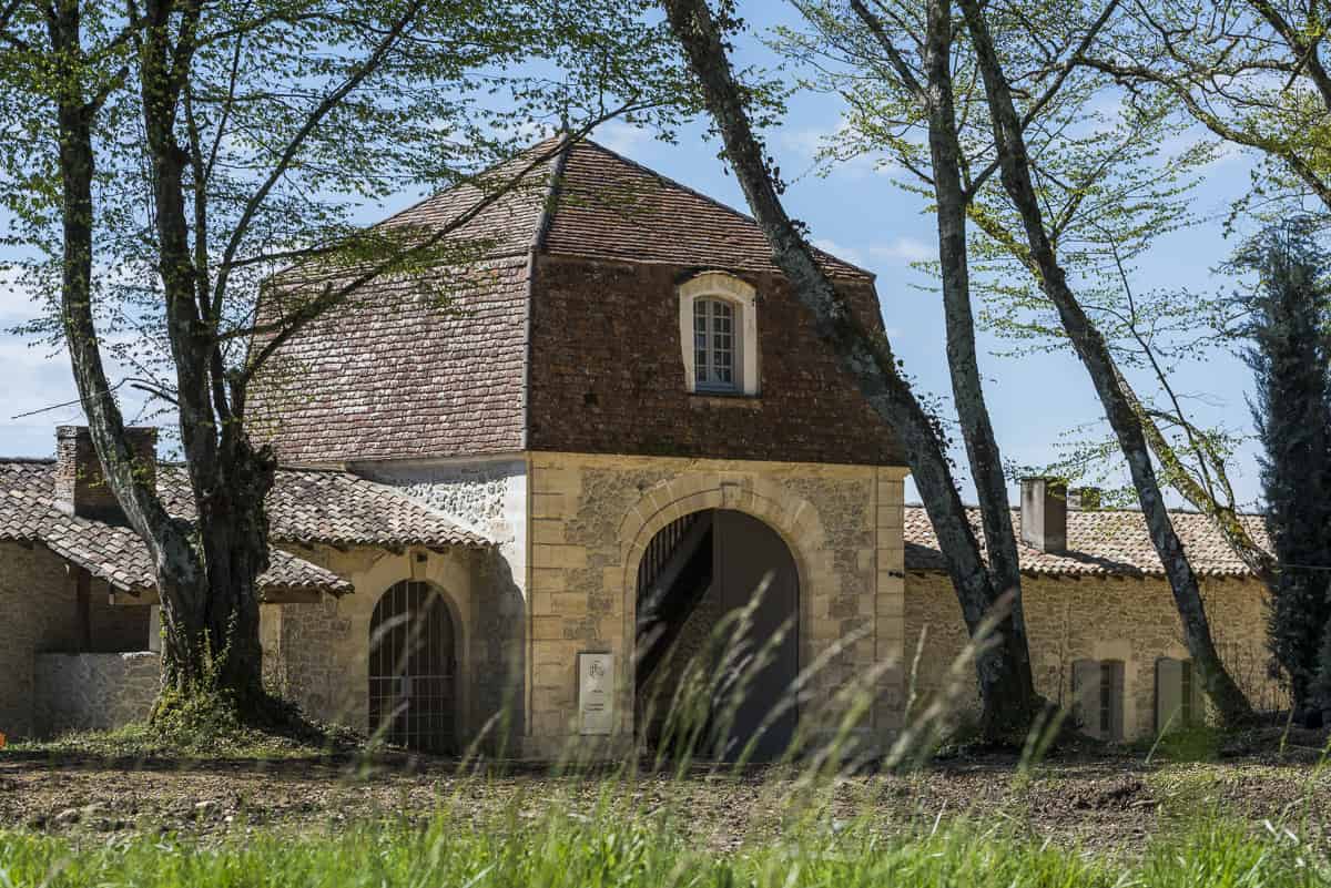 Tour d'accès